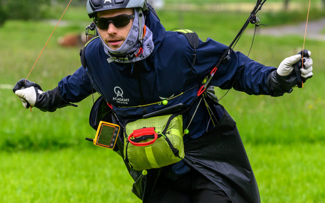 Philipp hat die Fluglehrerausbildung erfolgreich abgeschlossen
